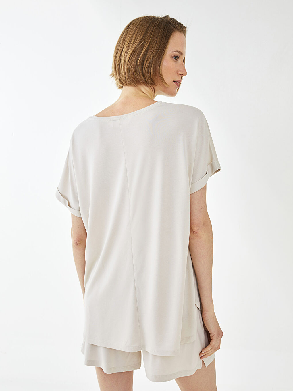 Gri Bisiklet Yaka Düz Kısa Kollu Kadın Pijama Takım-11