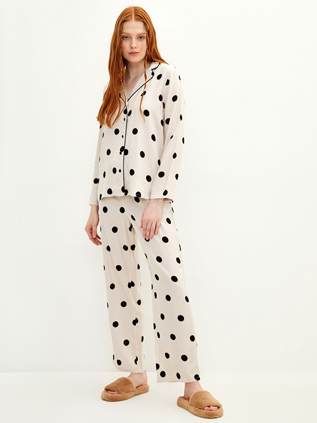 طقم بيجامة ياقة القميص نقشة البولكا دوت كم طويل فيسكوز للسيدات