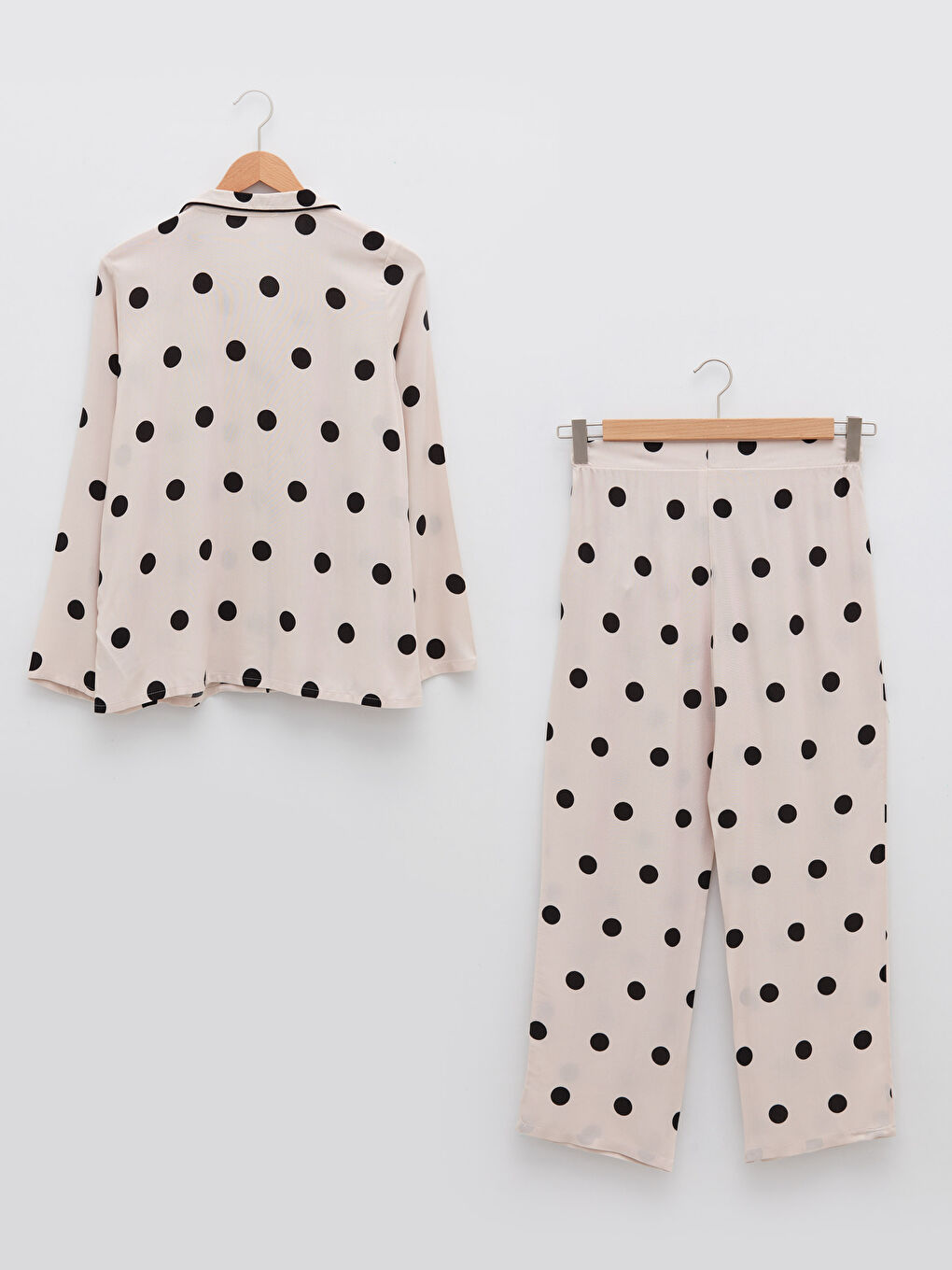 طقم بيجامة ياقة القميص نقشة البولكا دوت كم طويل فيسكوز للسيدات-5