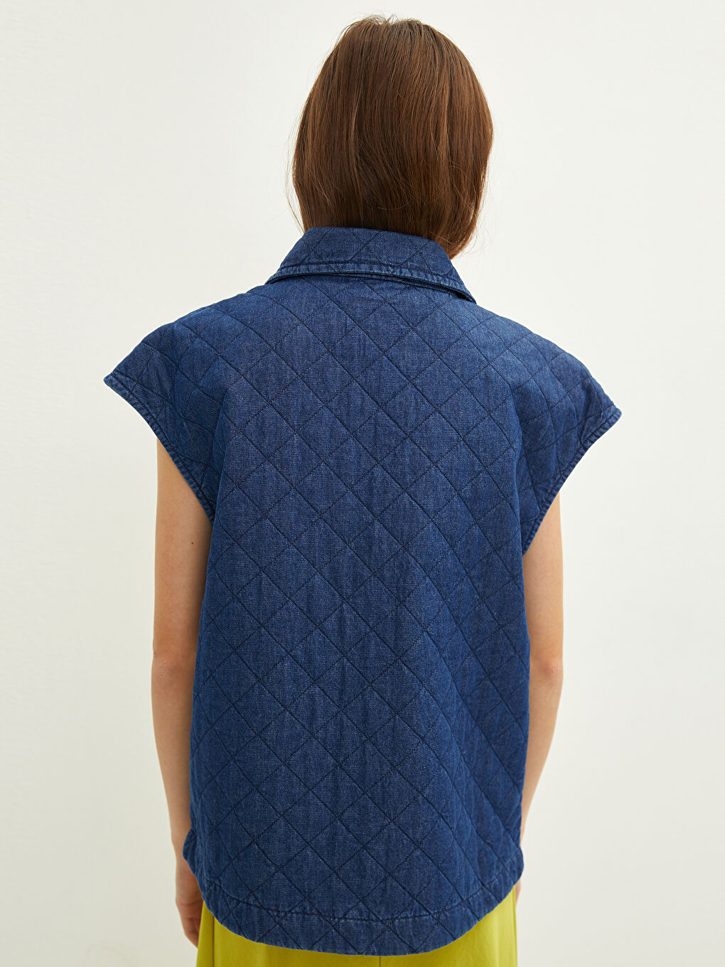 Shirt Collar Quilted Patterned Women's Rodeo Jean Vest-4