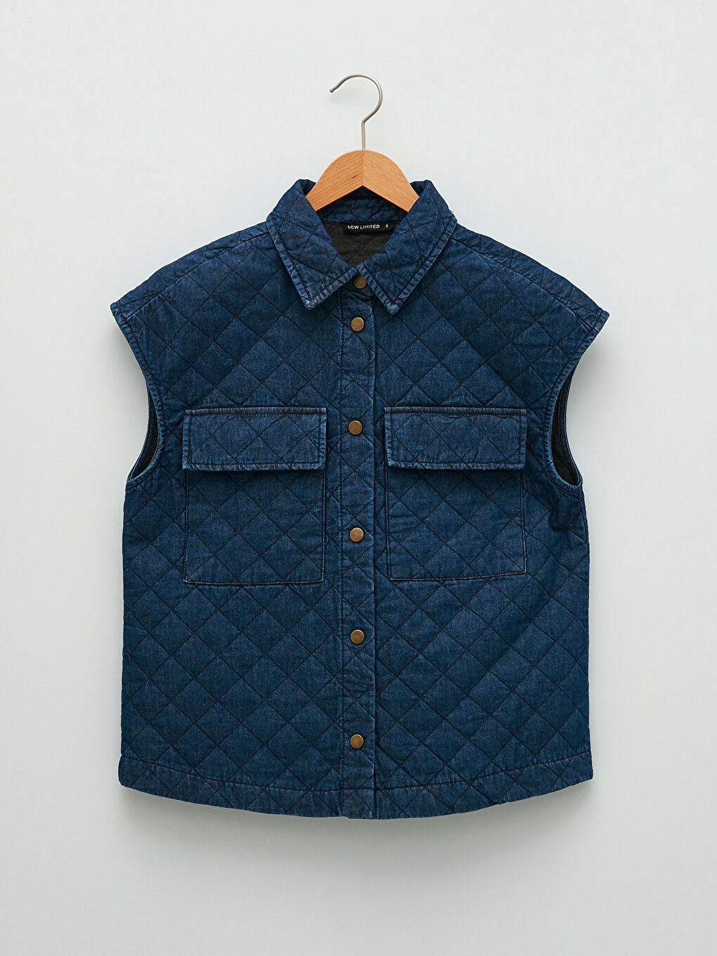 Shirt Collar Quilted Patterned Women's Rodeo Jean Vest-5