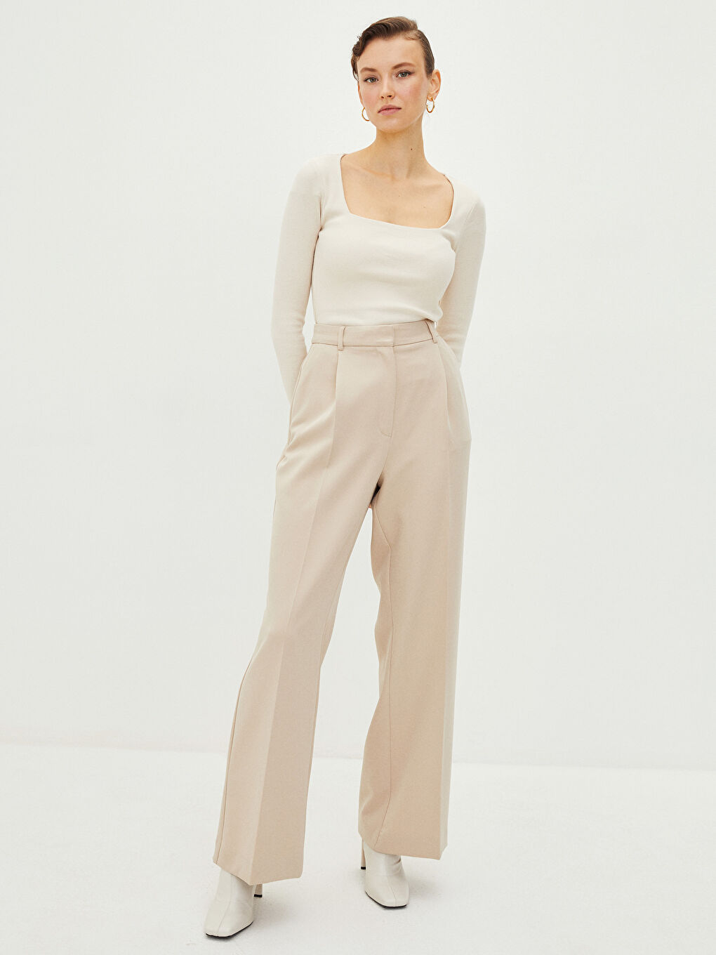 Square Collar Plain Long Sleeve Women's T-Shirt-2