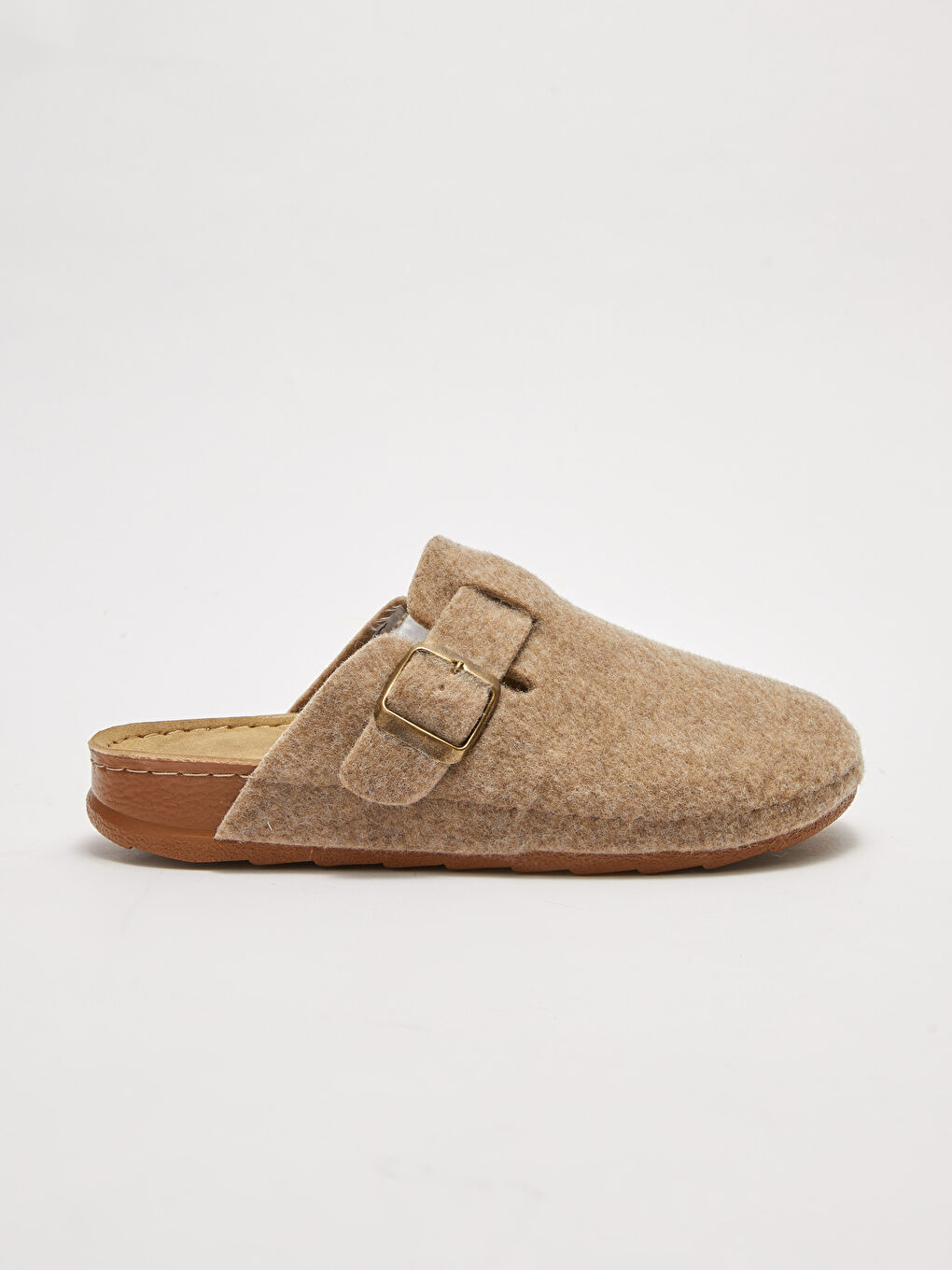 Bej Önü Kapalı Toka Detaylı Kadın Ev Terliği-1