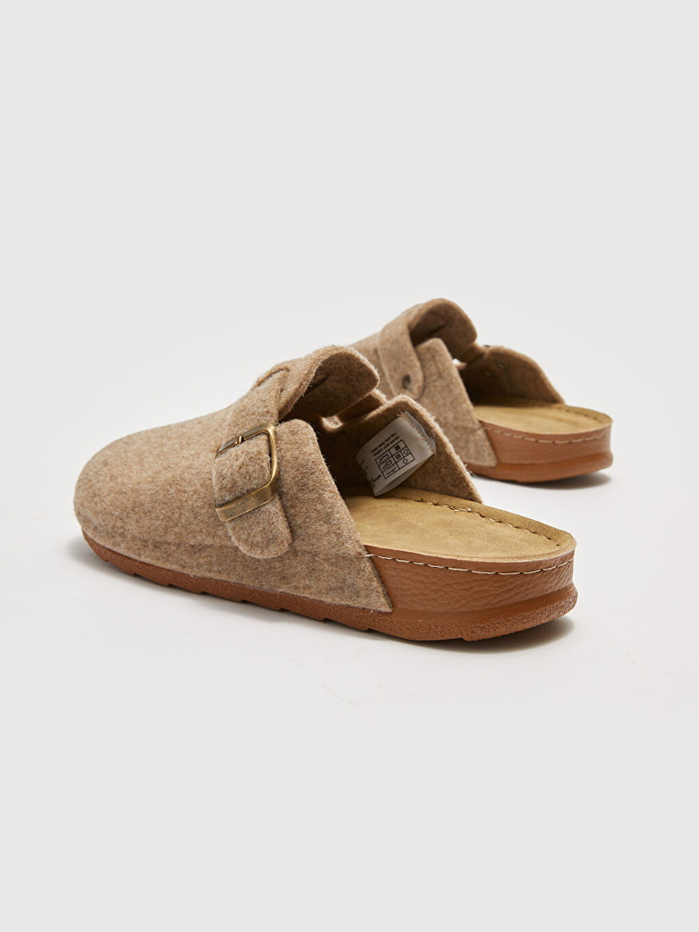 Bej Önü Kapalı Toka Detaylı Kadın Ev Terliği-4