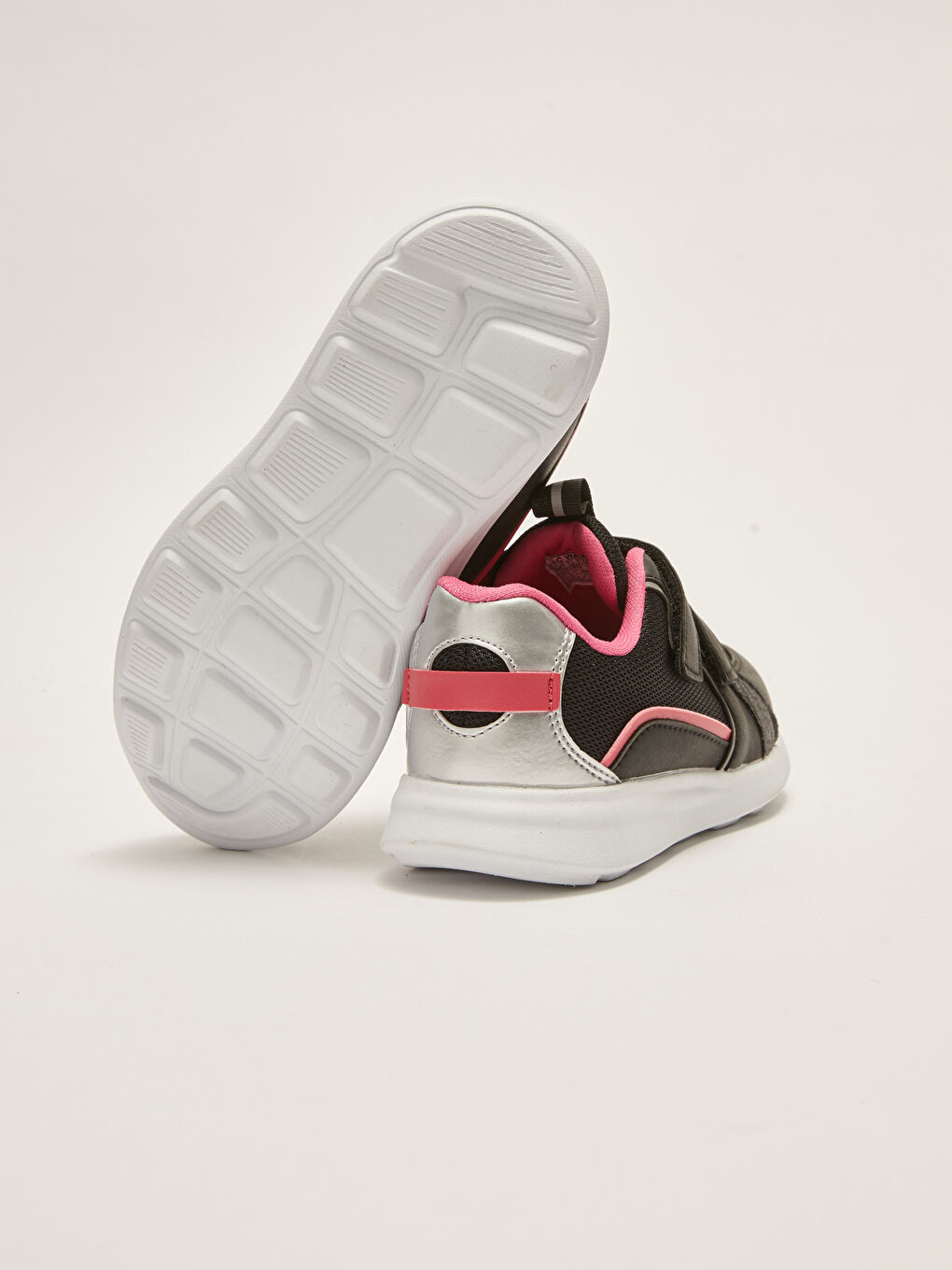 Кроссовки для активного спорта с сетчатыми вставками для девочек-3