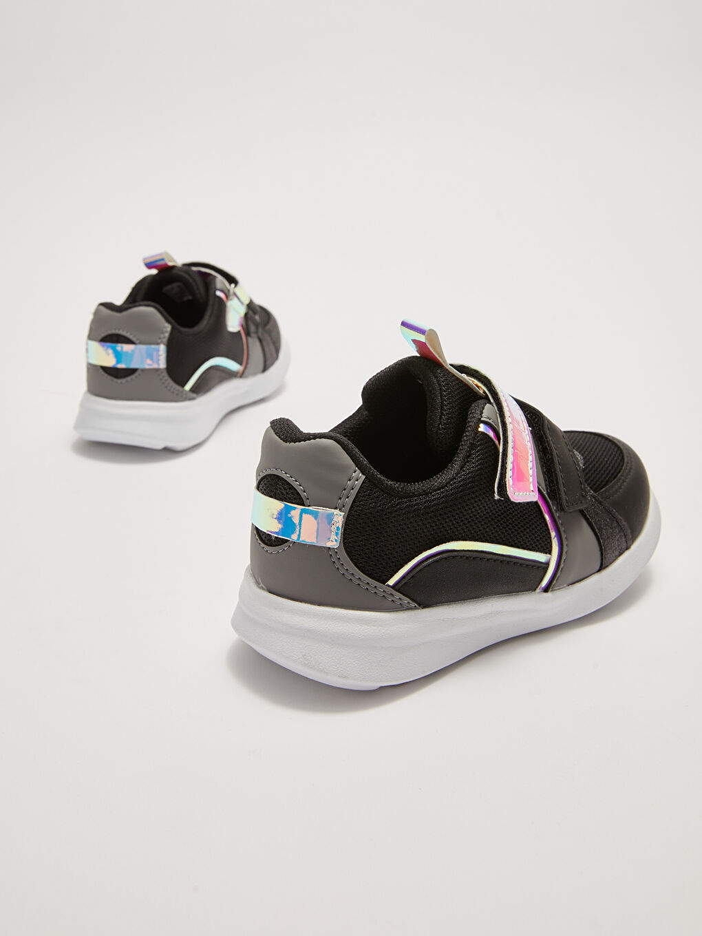LC Waikiki Hook and Loop Mesh Detailed Girls' Active Sneakers -S2ER17Z4-HUC