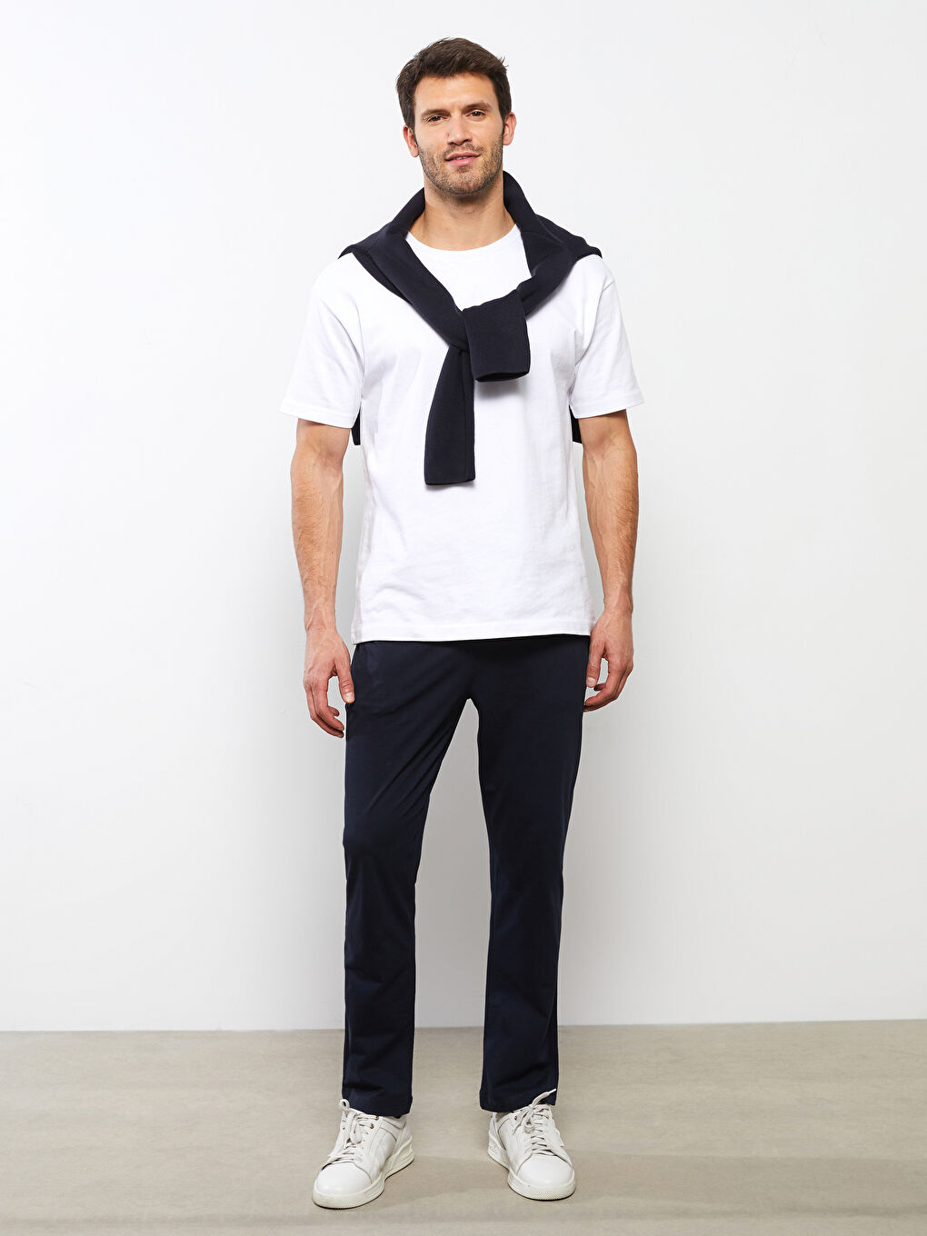 Мужские спортивные штаны стандартного кроя