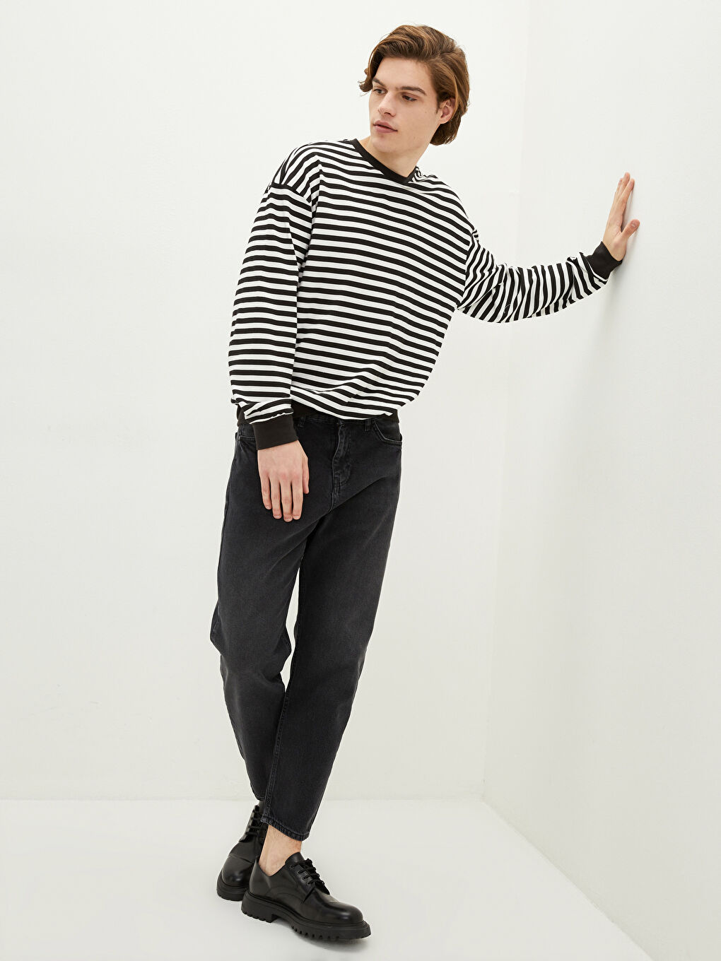 Siyah 710 Bol Fit Erkek Jean Pantolon