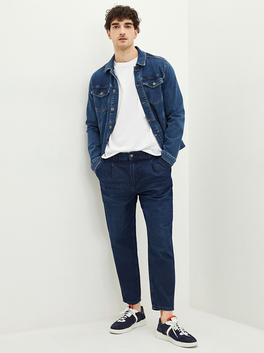 800 Balloon Fit Men's Jeans