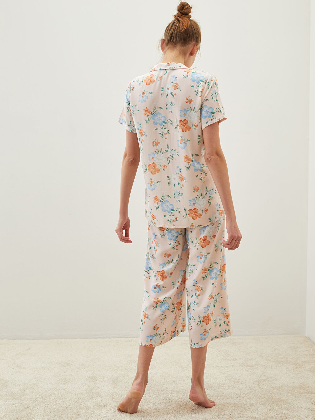 LCW DREAM Hemdkragen Blumig Kurzarm Viskose Damen Pyjama-Set -S2ER49Z8-LT4