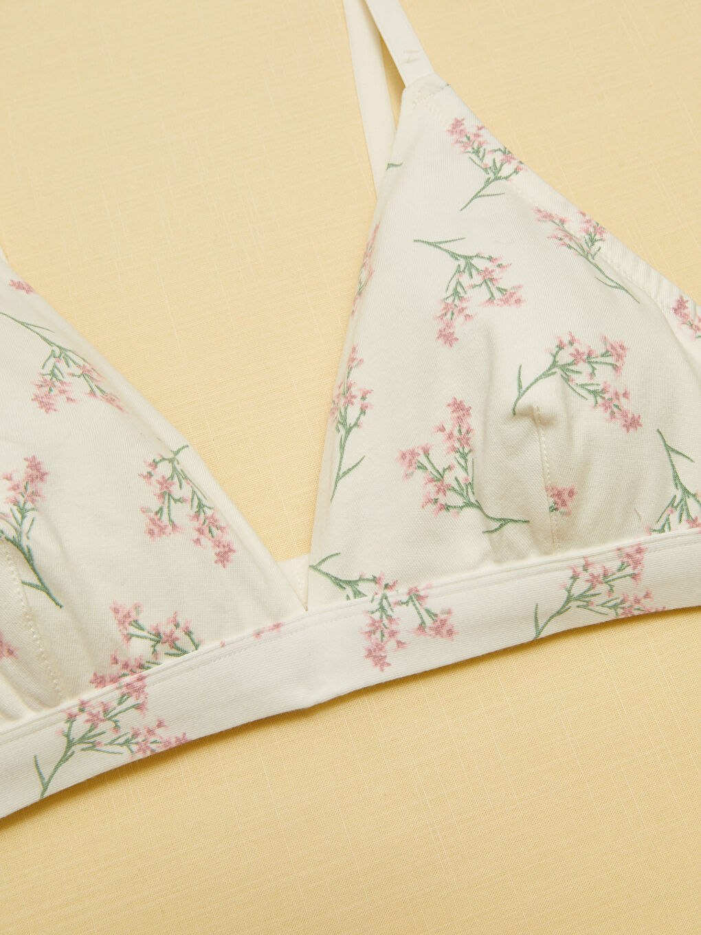 Ekru Balensiz Dolgusuz Desenli Sütyen-1