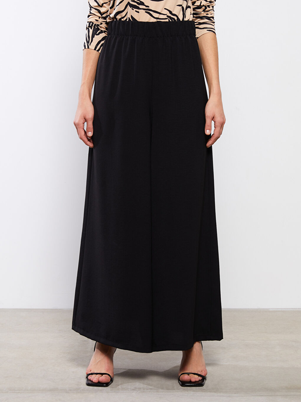 Siyah Kadın Beli Lastikli Düz Pantolon Etek-3