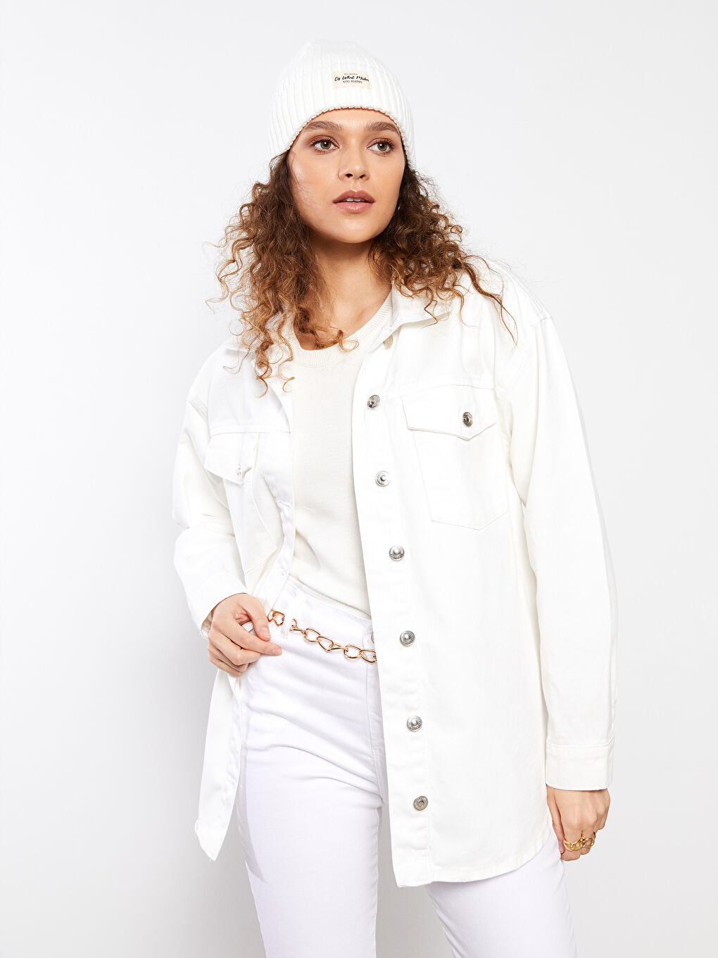 Beyaz Gömlek Yaka Kadın Jean Ceket-1