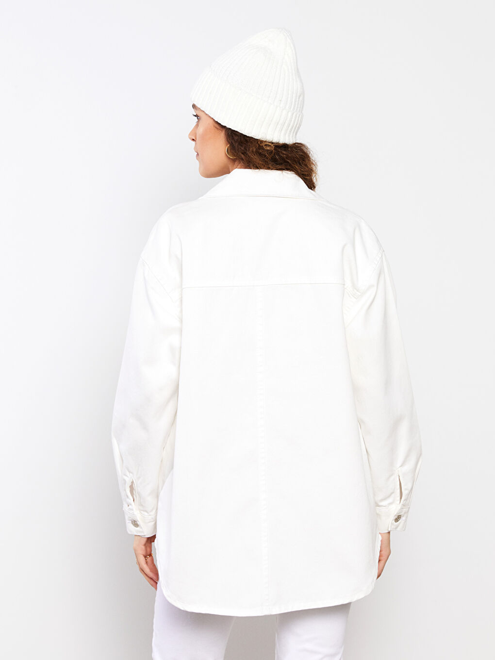 Beyaz Gömlek Yaka Kadın Jean Ceket-4