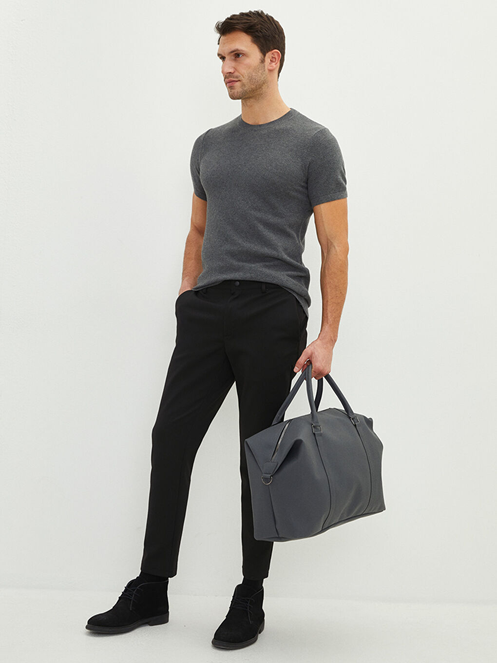 Antrasit Deri Görünümlü Erkek Valiz-1