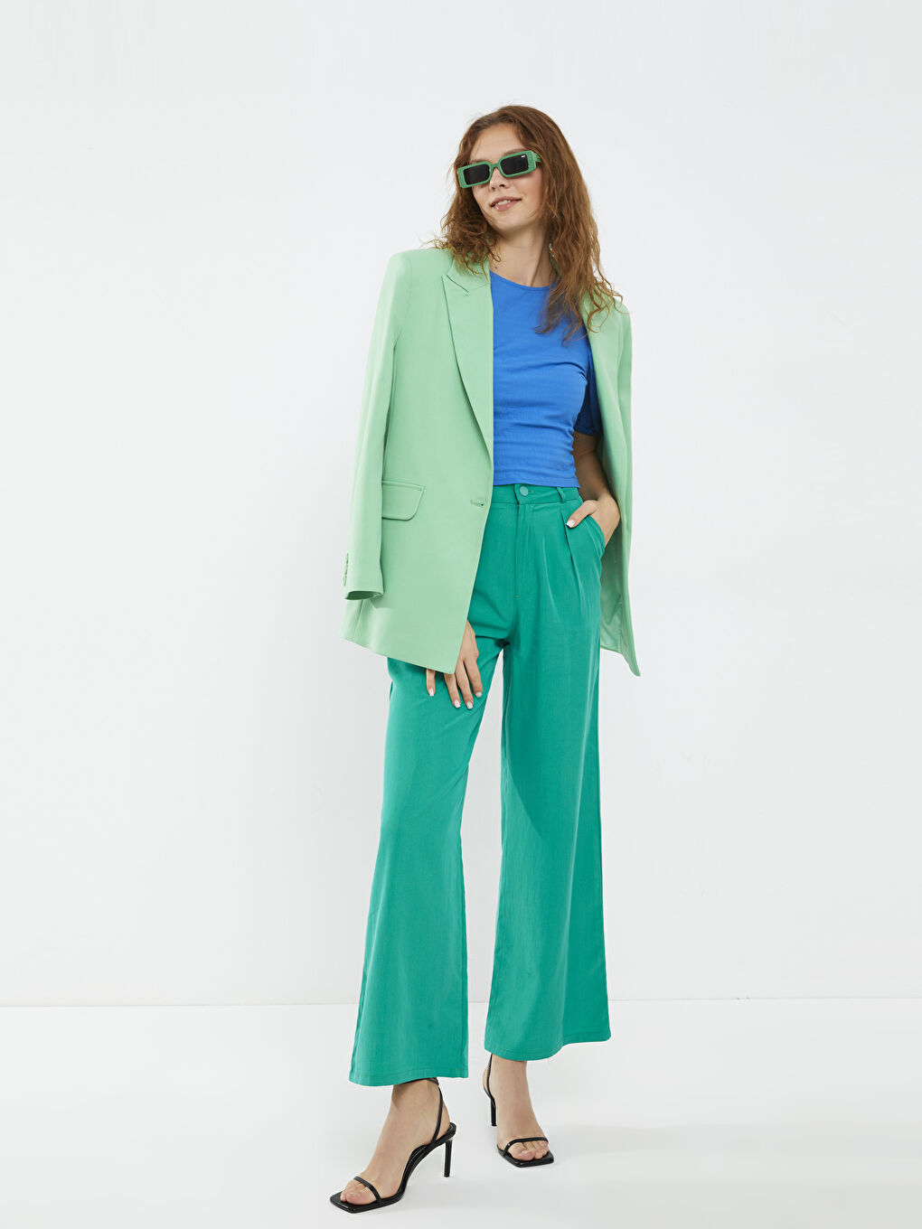 Pantaloni Confortabili cu Croială Dreaptă și Detalii la Buzunare pentru Femei