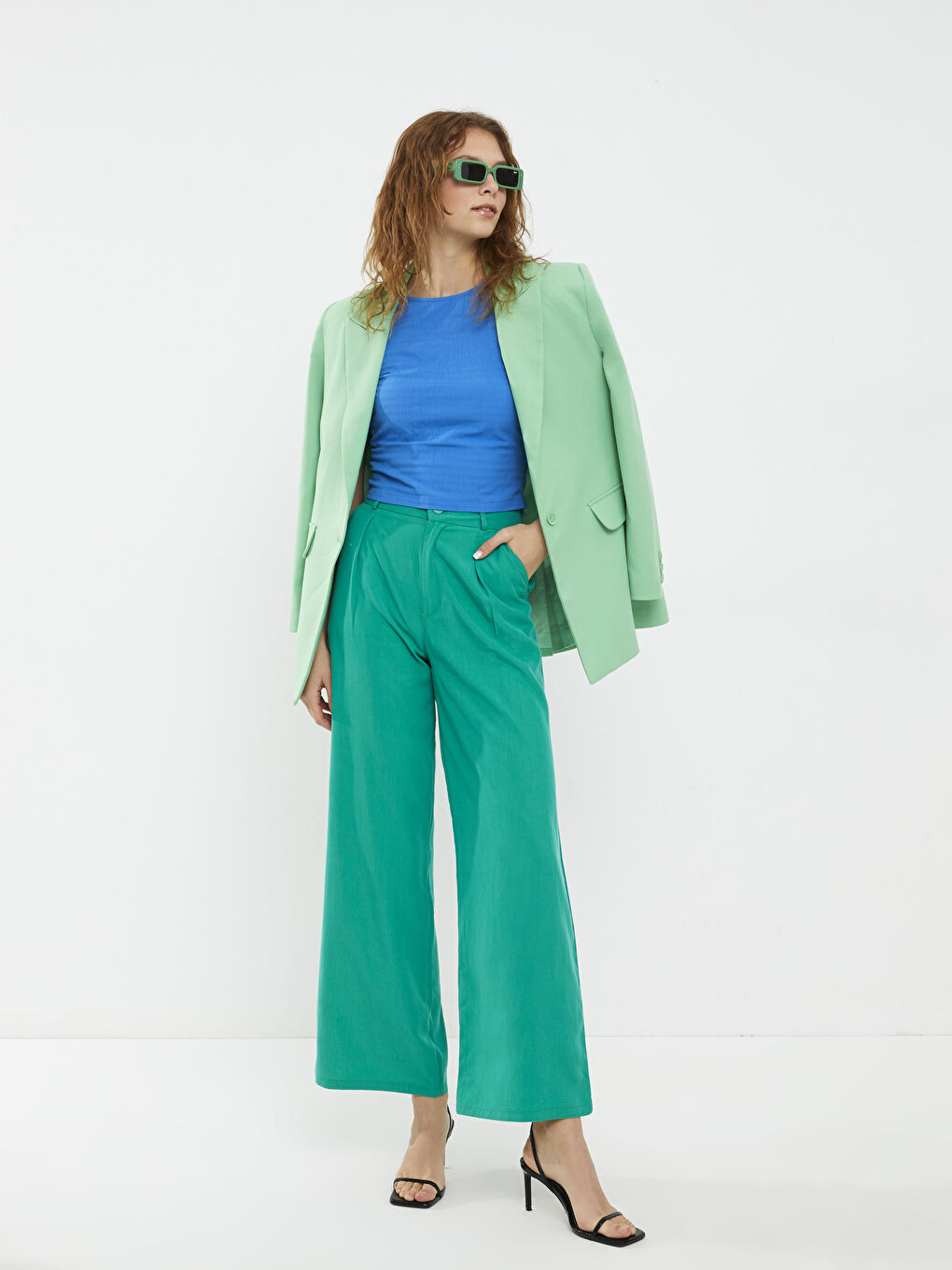 Pantaloni Confortabili cu Croială Dreaptă și Detalii la Buzunare pentru Femei-1