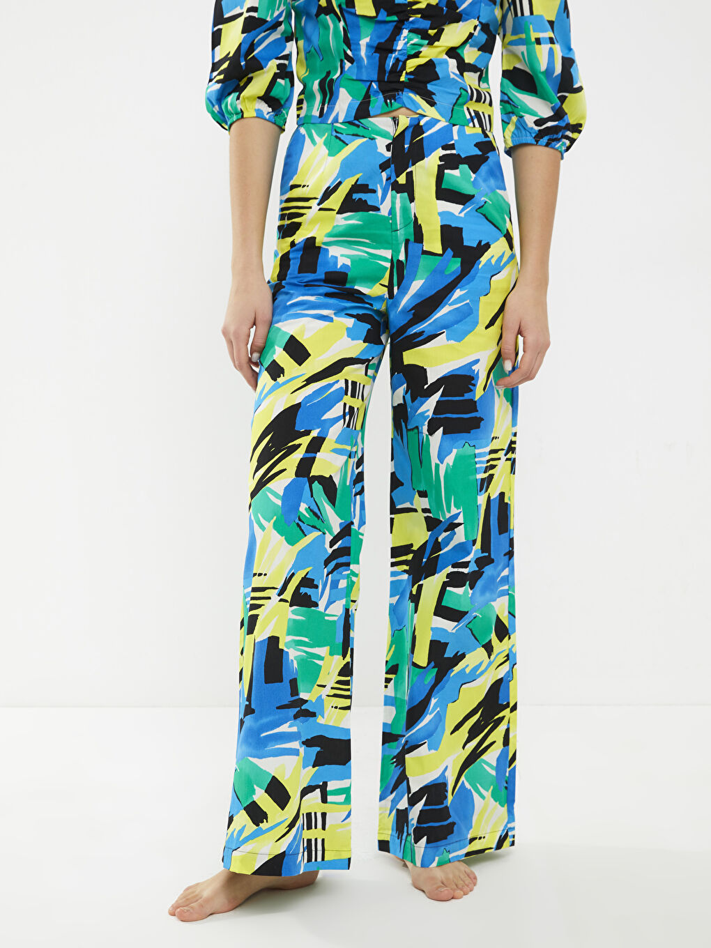 Standard Fit Patterned Pocket Detailed Cotton Women's Trousers-4