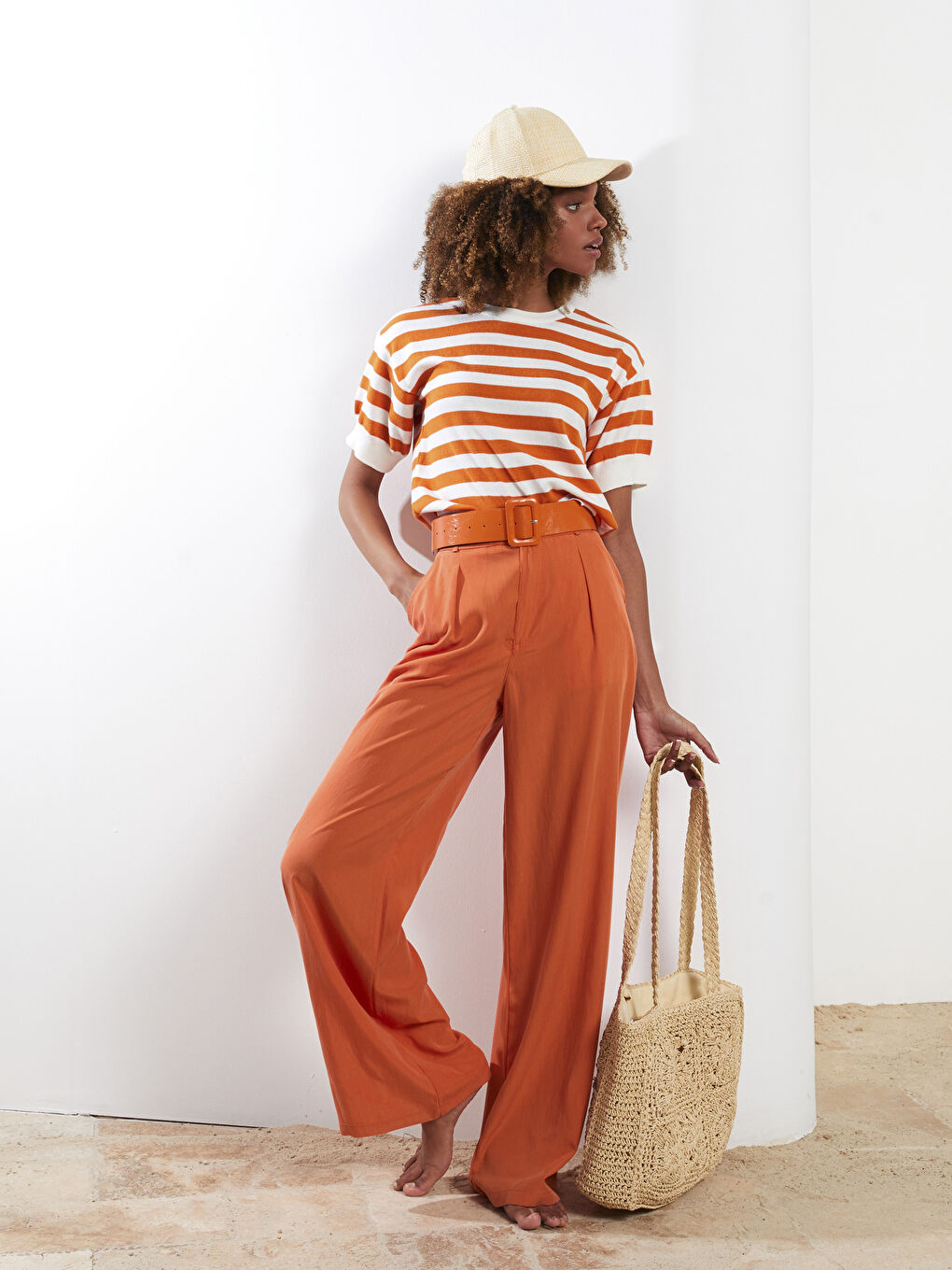 әйелдерге арналған ыңғайлы пішімді түзу қалталы шалбар-1