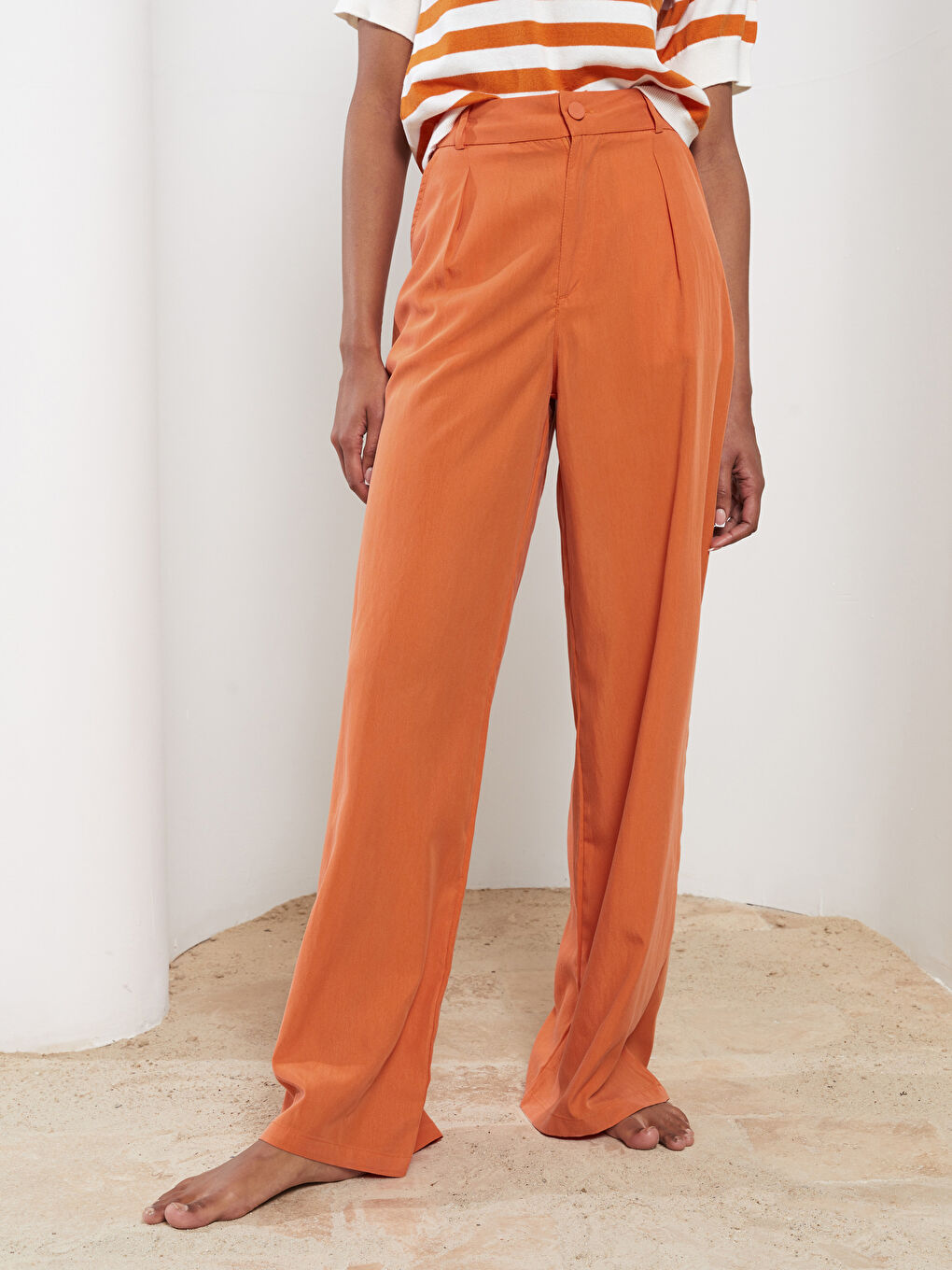 әйелдерге арналған ыңғайлы пішімді түзу қалталы шалбар-2