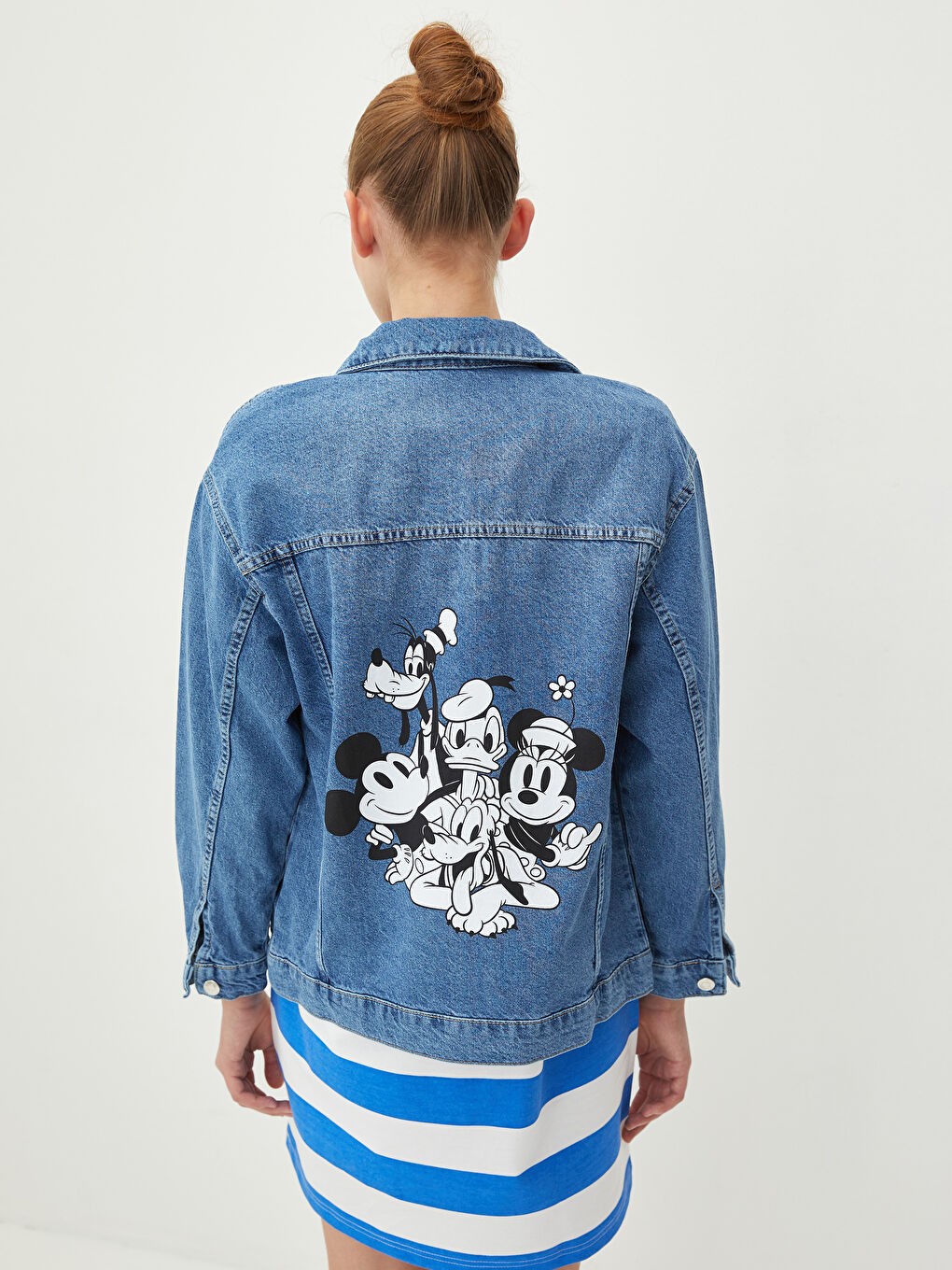 İndigo Gömlek Yaka Mickey Mouse Baskılı Uzun Kollu Kadın Rodeo Jean Ceket-5