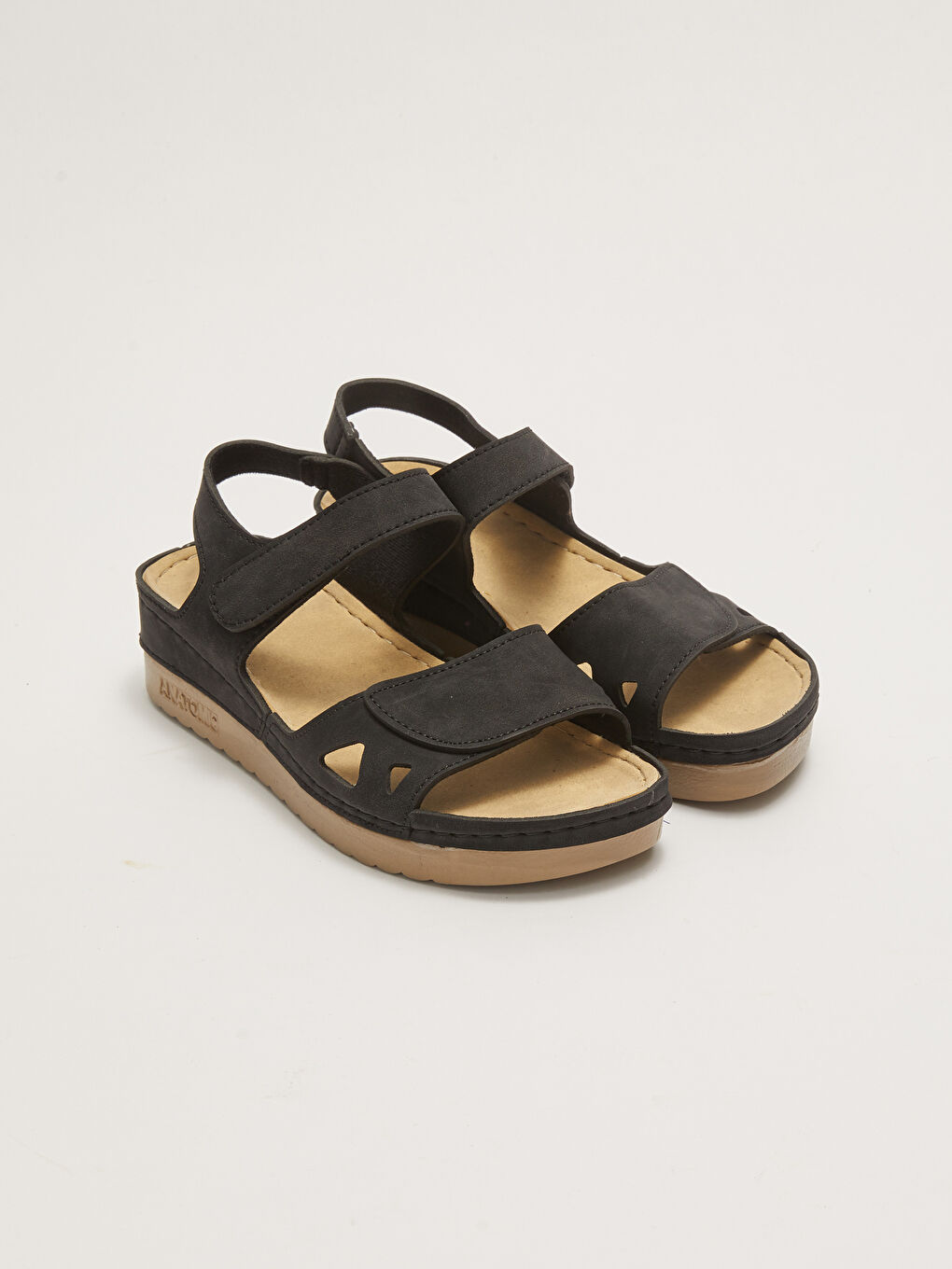 Siyah Tek Bantlı Cırt Cırtlı Kadın Sandalet