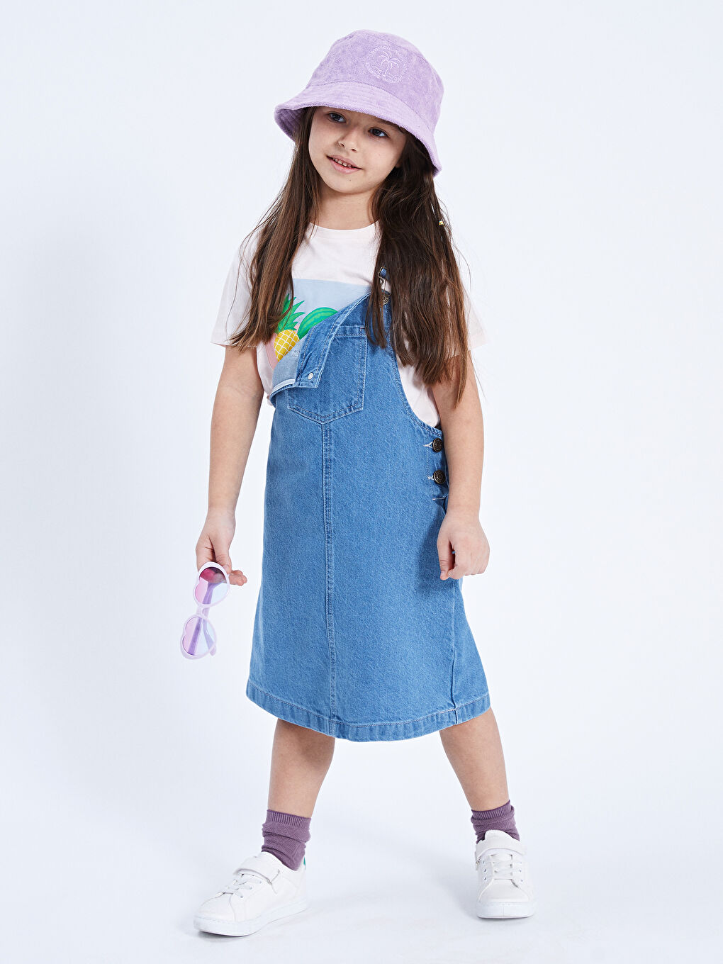 قبعة دلو قطيفة مطرزة للبنات-1