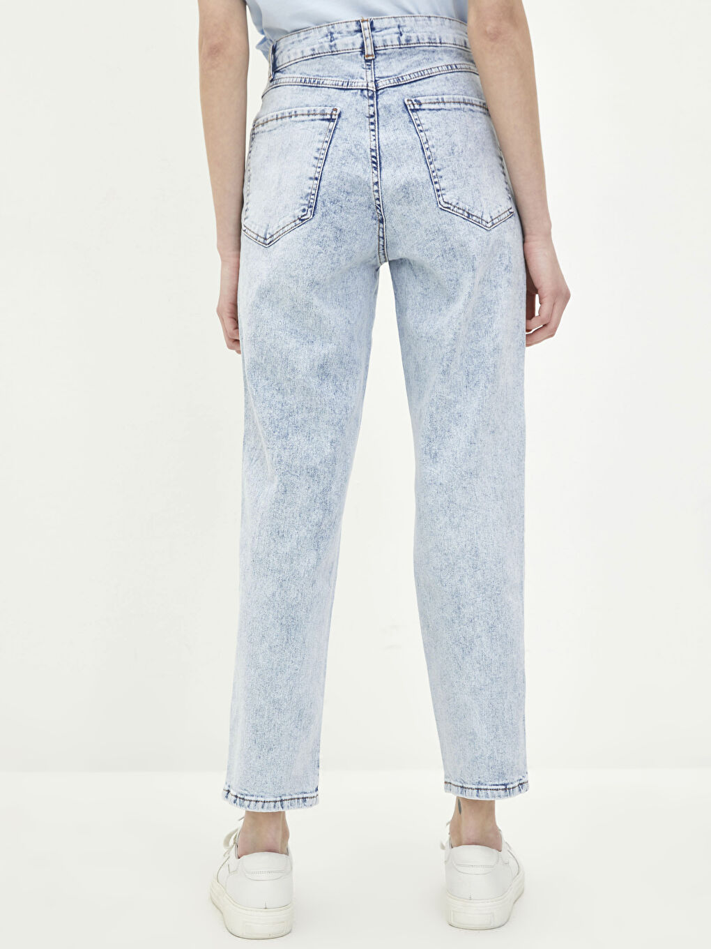 Blugi Rodeo Slim Mom Drepți cu Buzunare Detaliate pentru Femei-4