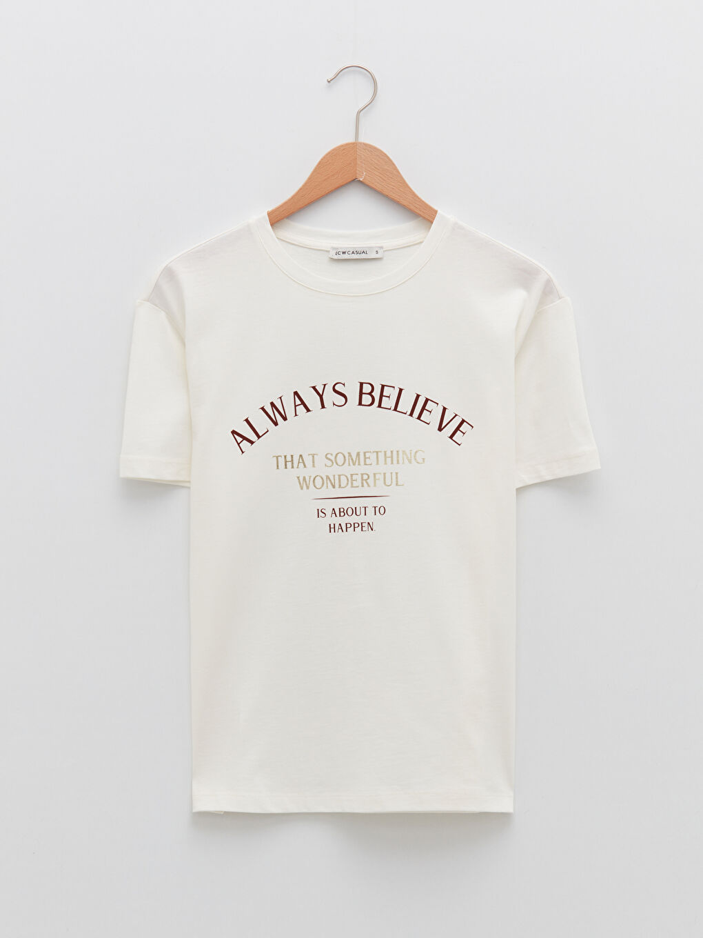 Ekru Bisiklet Yaka Yazı Baskılı Kısa Kollu Kadın Tişört-5