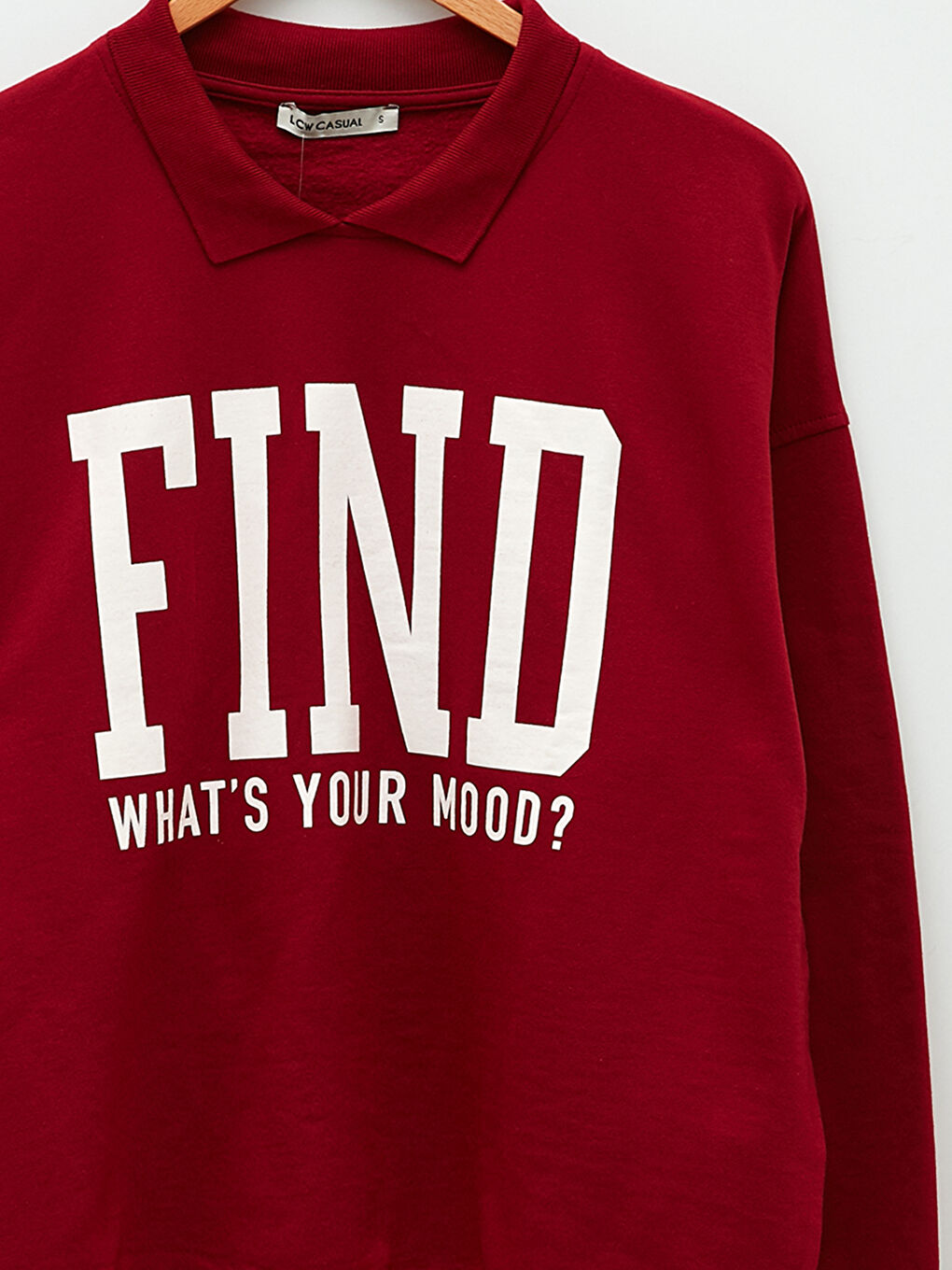 Bordo Polo Yaka Yazı Baskılı Uzun Kollu Kadın Sweatshirt-7