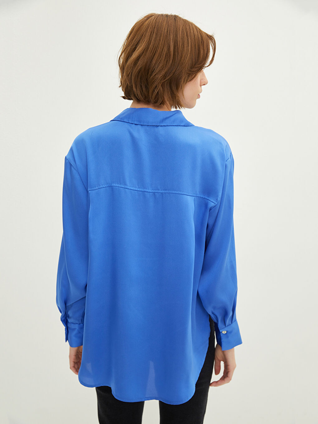 Mavi Önden Düğme Kapamalı Düz Uzun Kollu Kadın Gömlek-4
