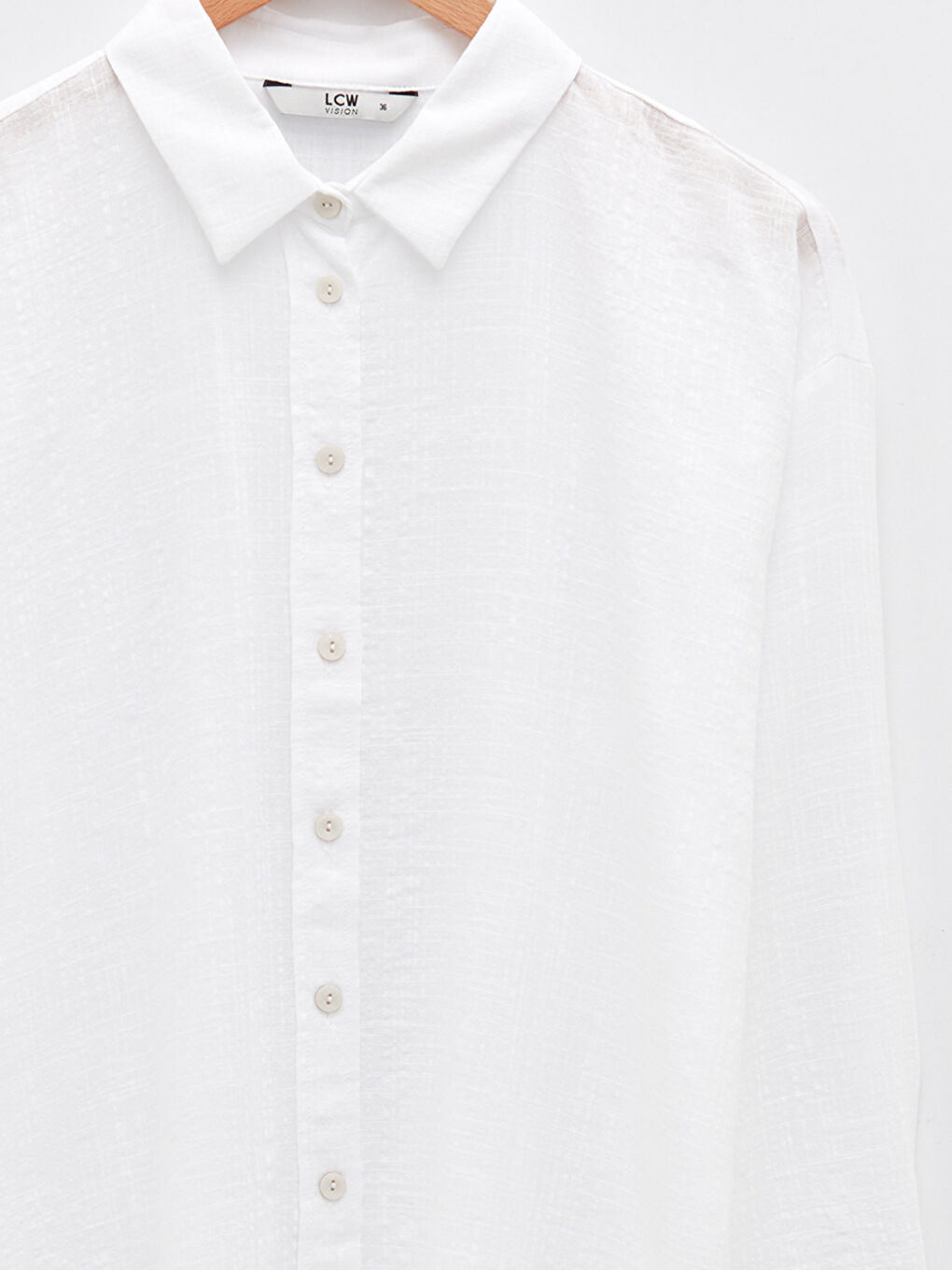 Beyaz Önden Düğme Kapamalı Desenli Uzun Kollu Kadın Gömlek-8