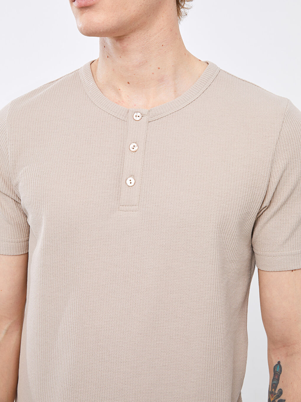 Tricou pentru Bărbați cu Mânecă Scurtă și Guler Rotund-3