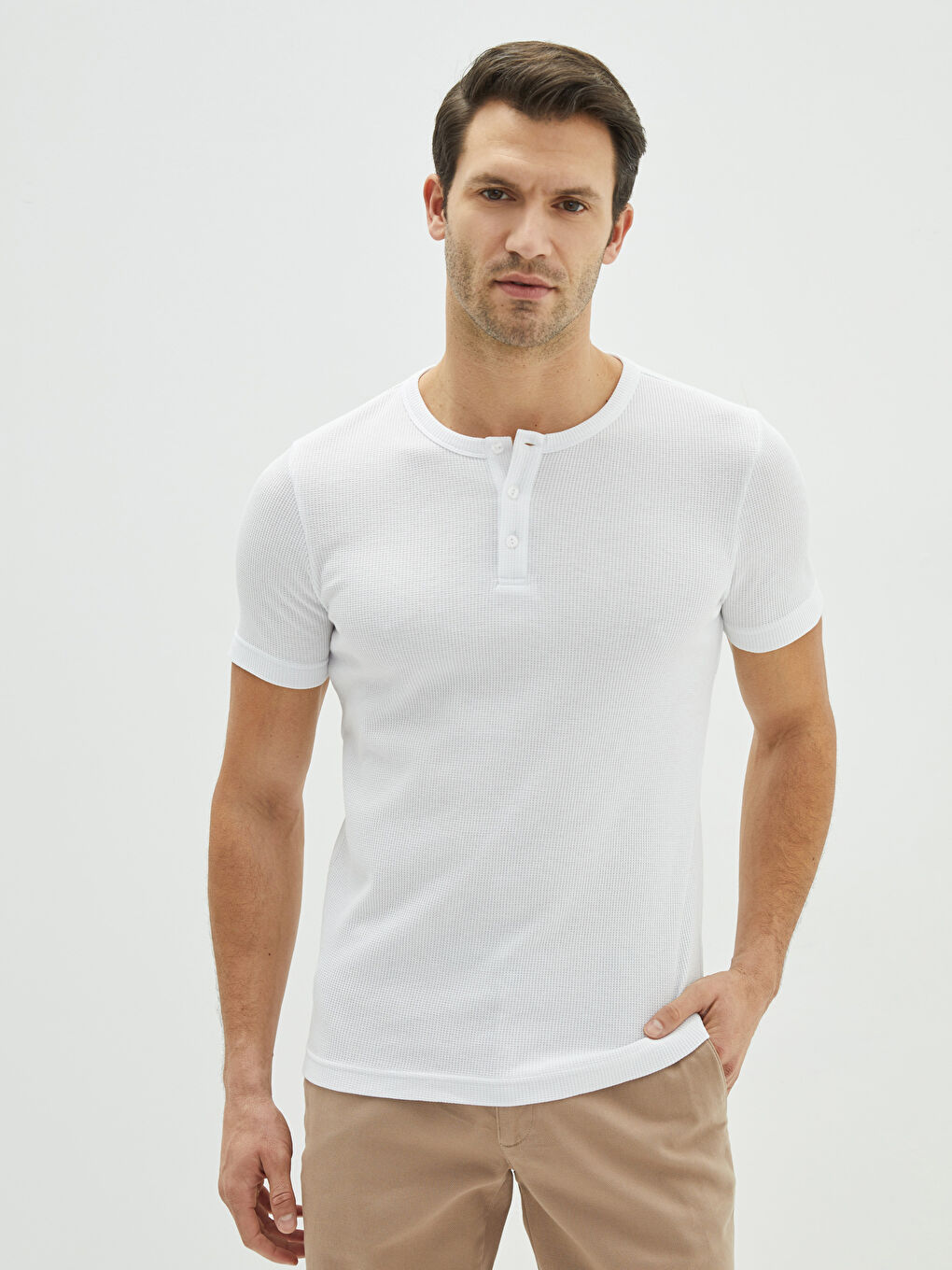 Tricou pentru Bărbați cu Mânecă Scurtă și Guler Rotund-1