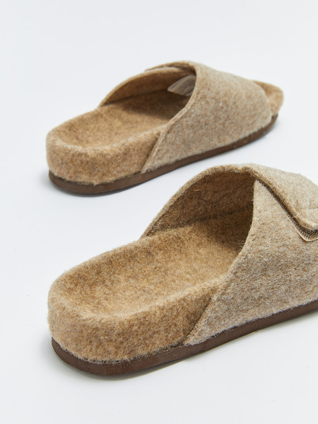 Bej Tek Bantlı Kadın Terlik-4