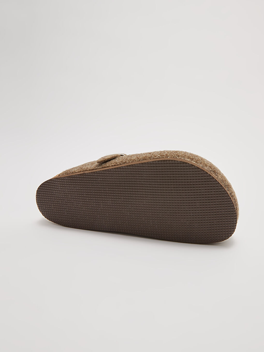 Kahverengi Önü Kapalı Toka Detaylı Kadın Ev Terliği-5