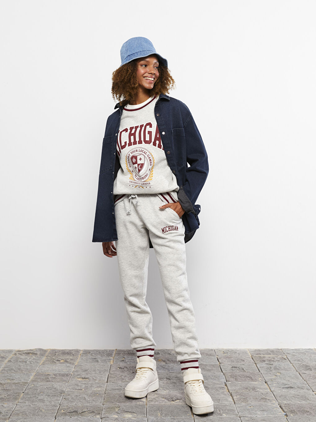 Elastic Waist Printed Women's Thick Jogger Sweatpants-1