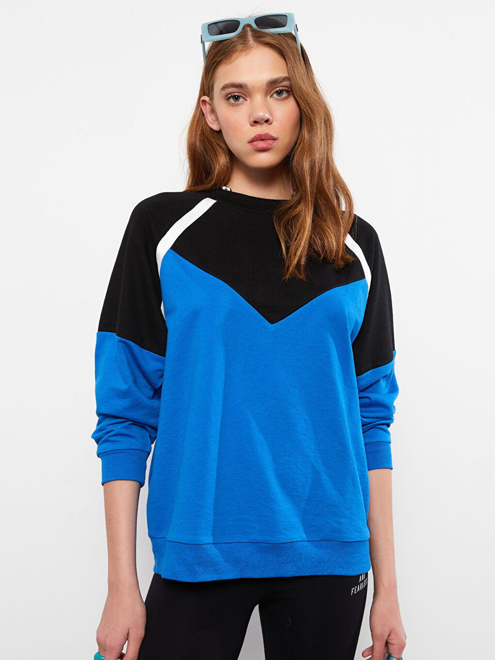 Crew Neck Long Sleeve Women's Sweatshirt with Color Block-1