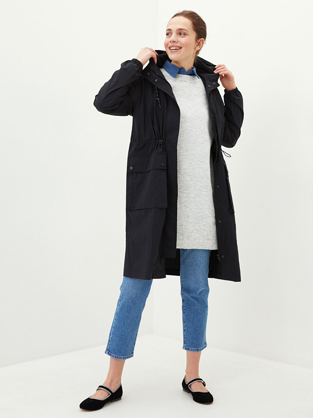 Женский однотонный дождевик с капюшоном-2