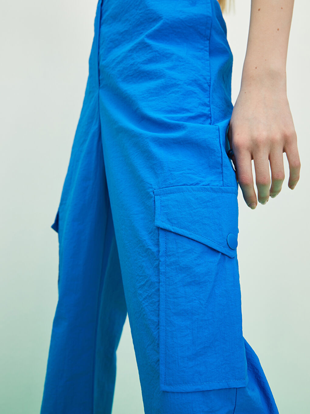 Elastischer Bund Bequeme Passform Gerade Tasche Damenhose Detailliert-2