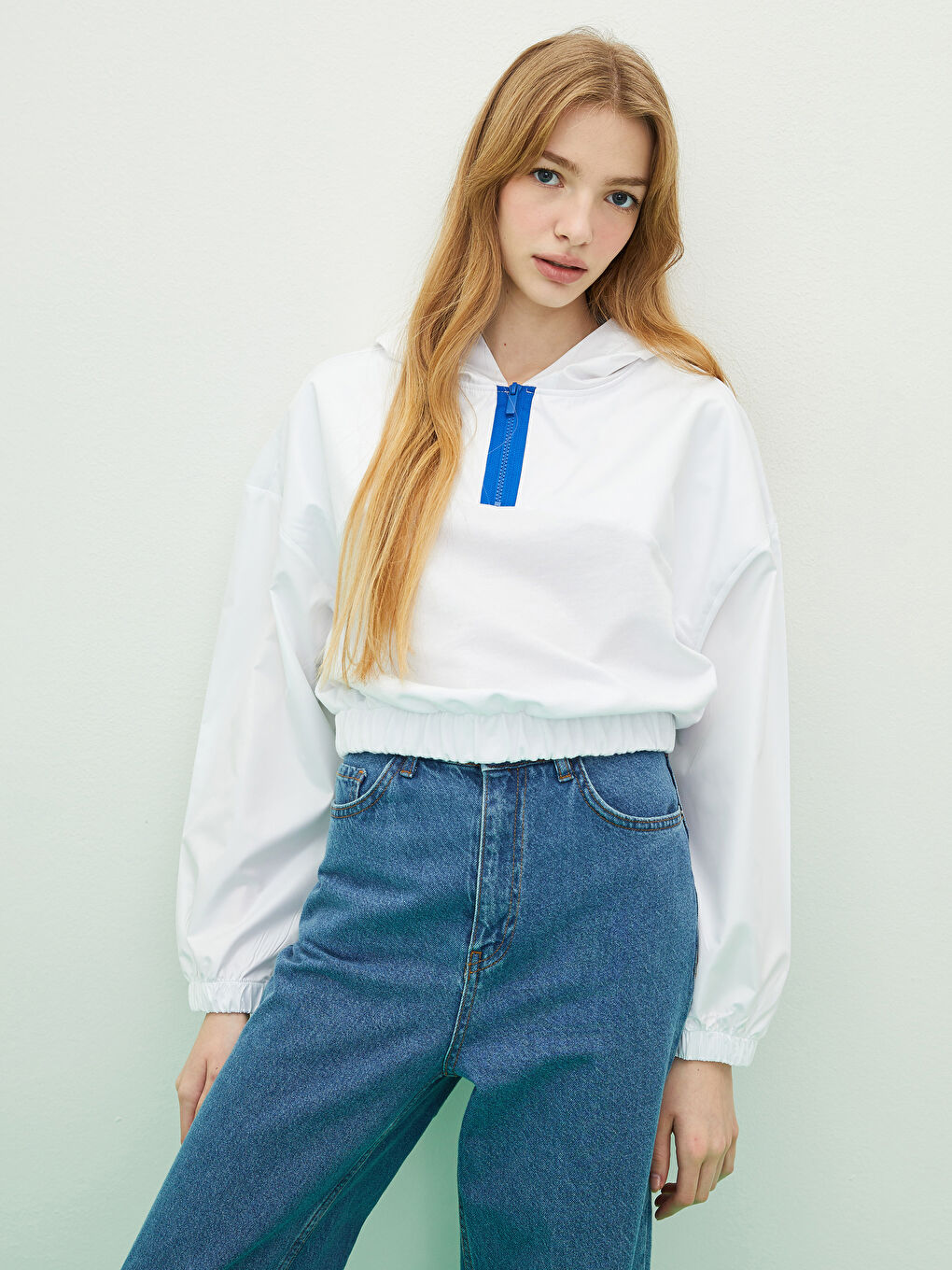 Beyaz Düz Uzun Kollu Kadın Hoodie-1