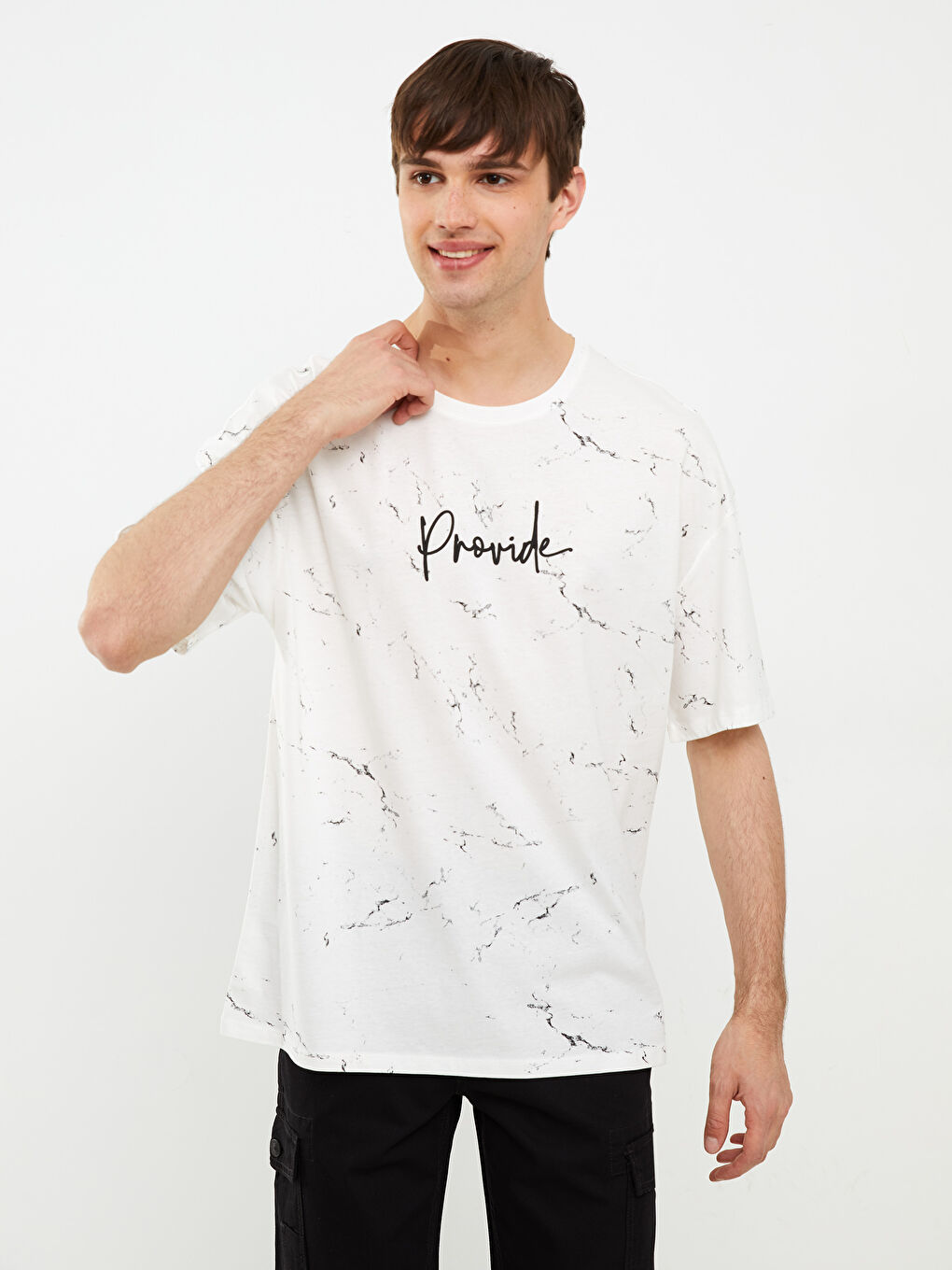 ерлерге арналған принтті трикотаж оверсайз футболка-1