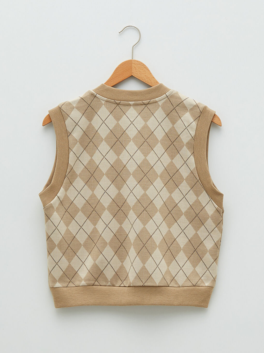 Ekru V Yaka Desenli Kadın Süveter-1