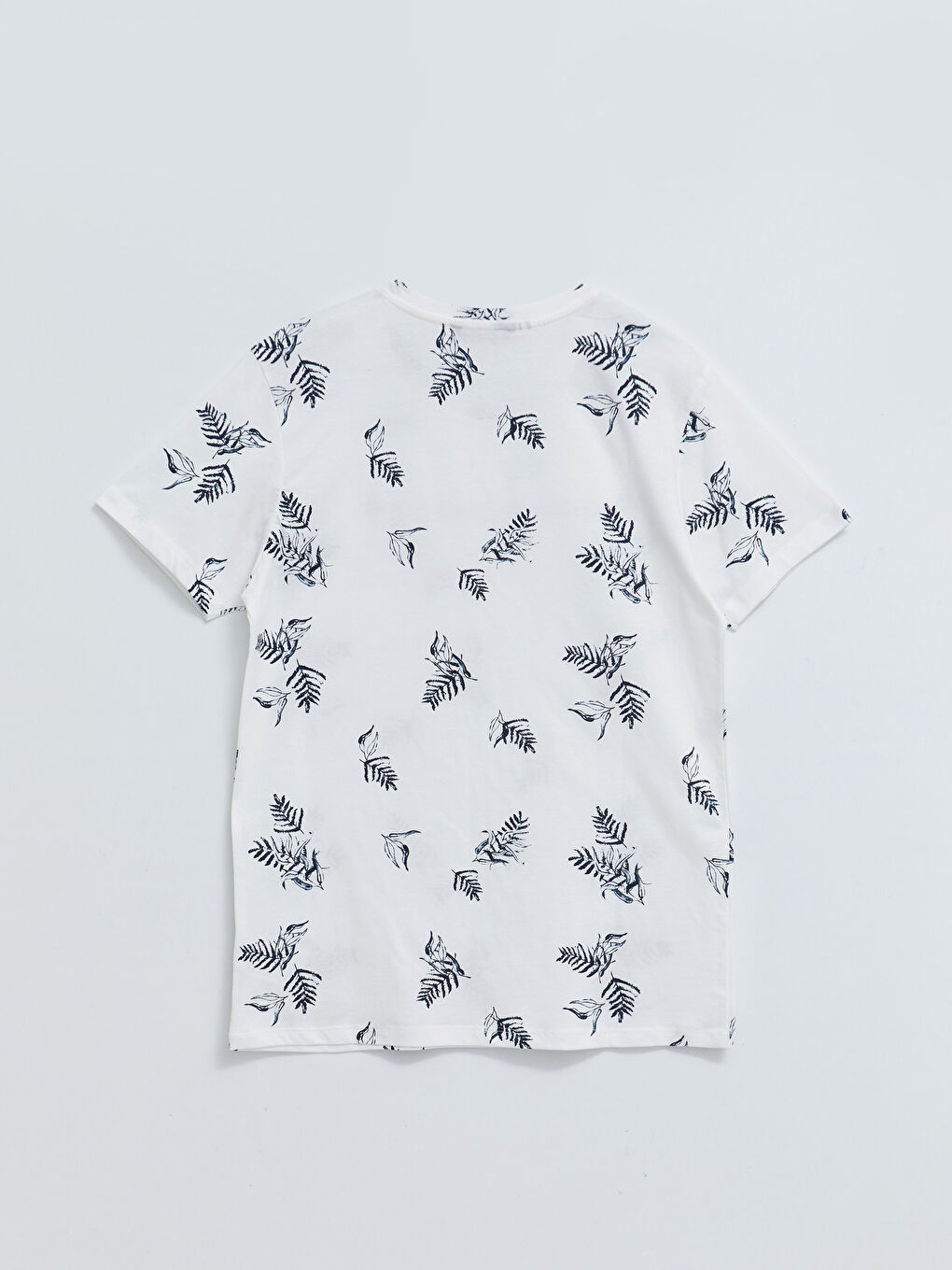 تيشيرت للرجال برقبة دائرية وأكمام قصيرة مصنوع من قطن ممشط ومطبوع-6