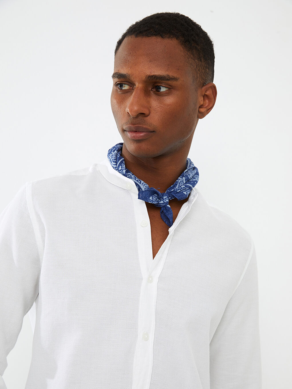 قميص رجالي كم طويل ياقة مندرين بقصة رفيعة-1