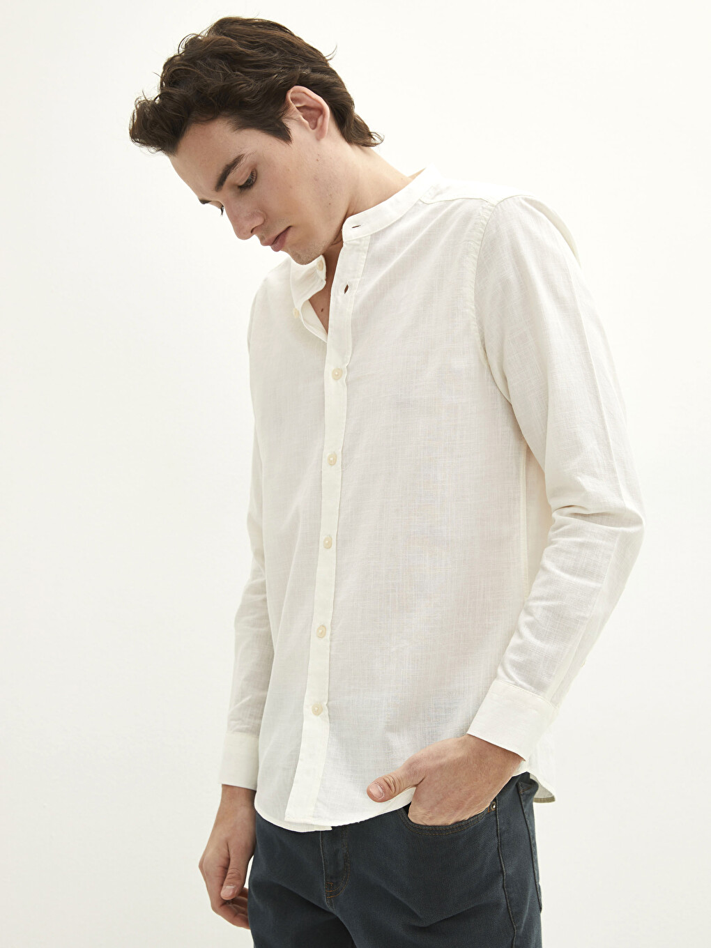 Ekru Slim Fit Hakim Yaka Uzun Kollu Erkek Gömlek