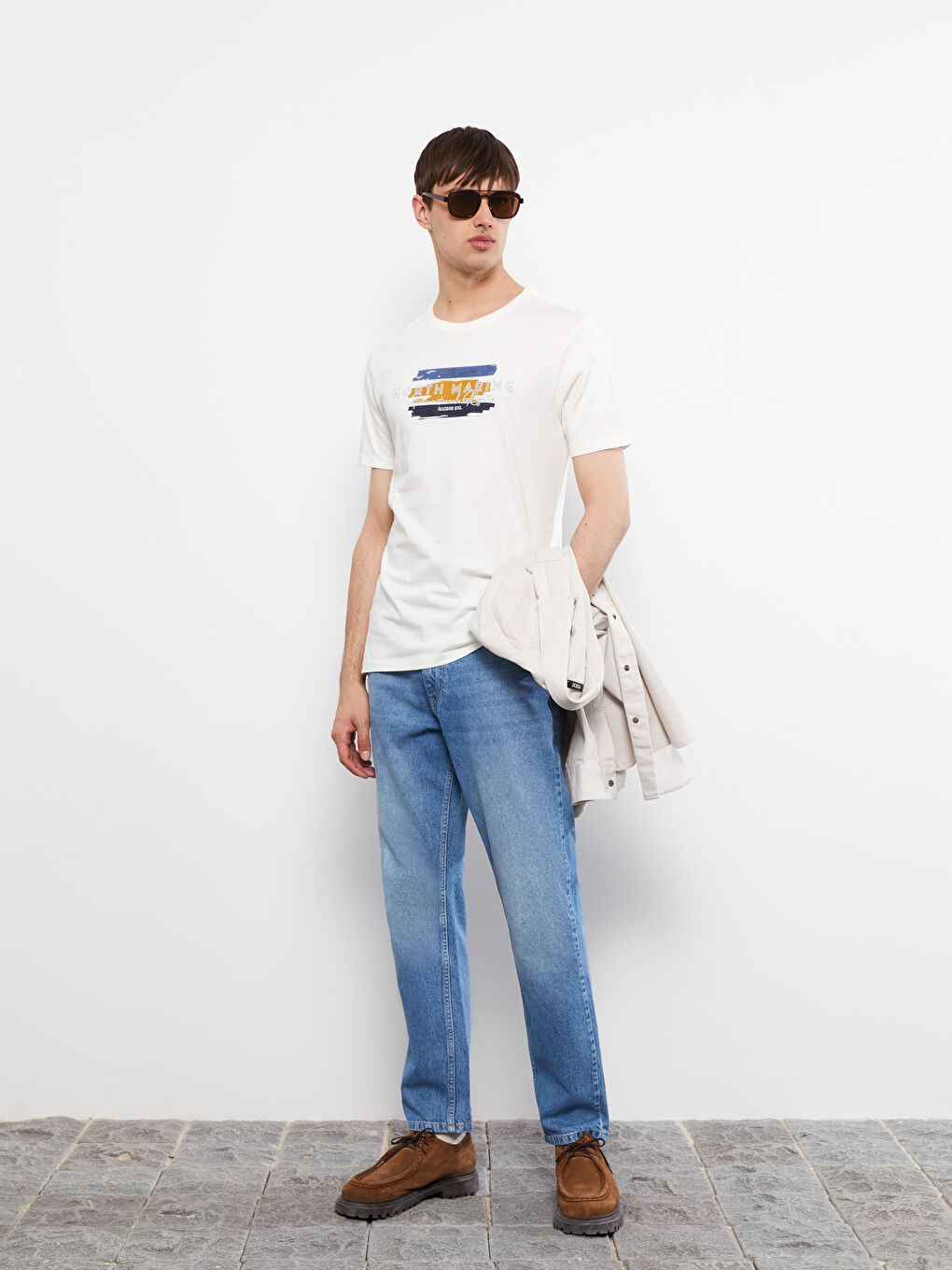 Ekru Bisiklet Yaka Kısa Kollu Baskılı Penye Erkek Tişört-1