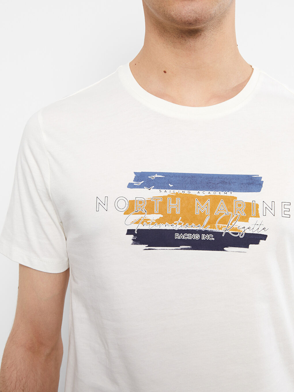 Ekru Bisiklet Yaka Kısa Kollu Baskılı Penye Erkek Tişört-3