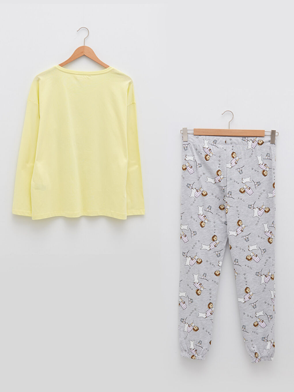 Ensemble de Pyjama Imprimé à Encolure Bateau et Manches Longues pour Femmes-4