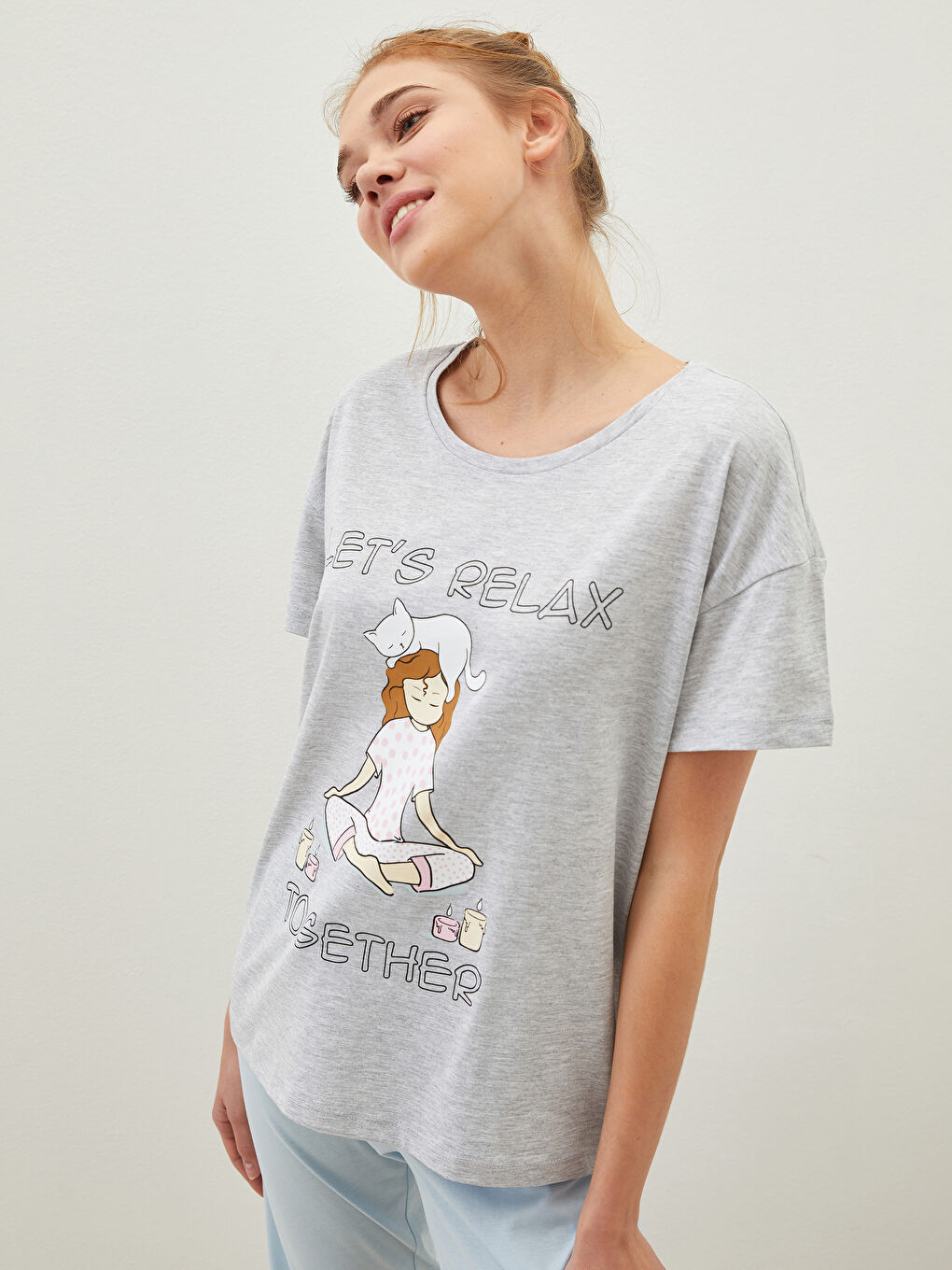 Mavi Bisiklet Yaka Baskılı Kısa Kollu Kadın Pijama Takımı